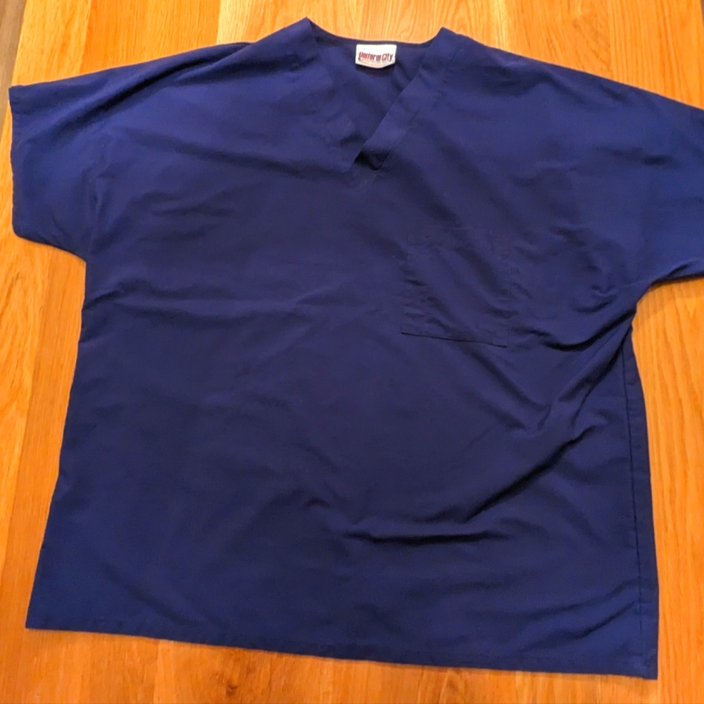 Scrub shirt women's size XL dark blue